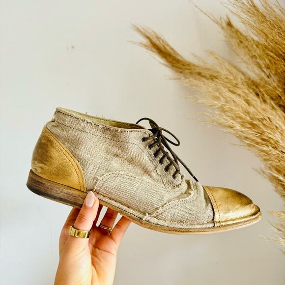 DOLCE GABBANA Unisex Beige Tan Distressed Leather Canvas Lace Up Oxfords Shoes 9 - Picture 1 of 11